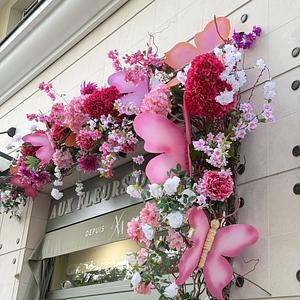 AUX FLEURS DE MARIE